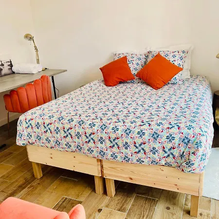 Maison Chene - Cuisine Partagee Et Parking Prive Guest house