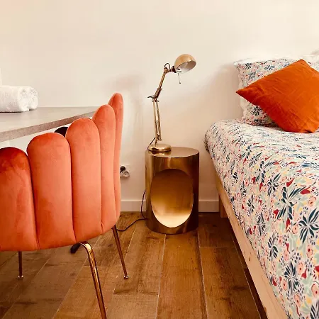 Guest house Maison Chene - Cuisine Partagee Et Parking Prive Tassin-la-Demi-Lune